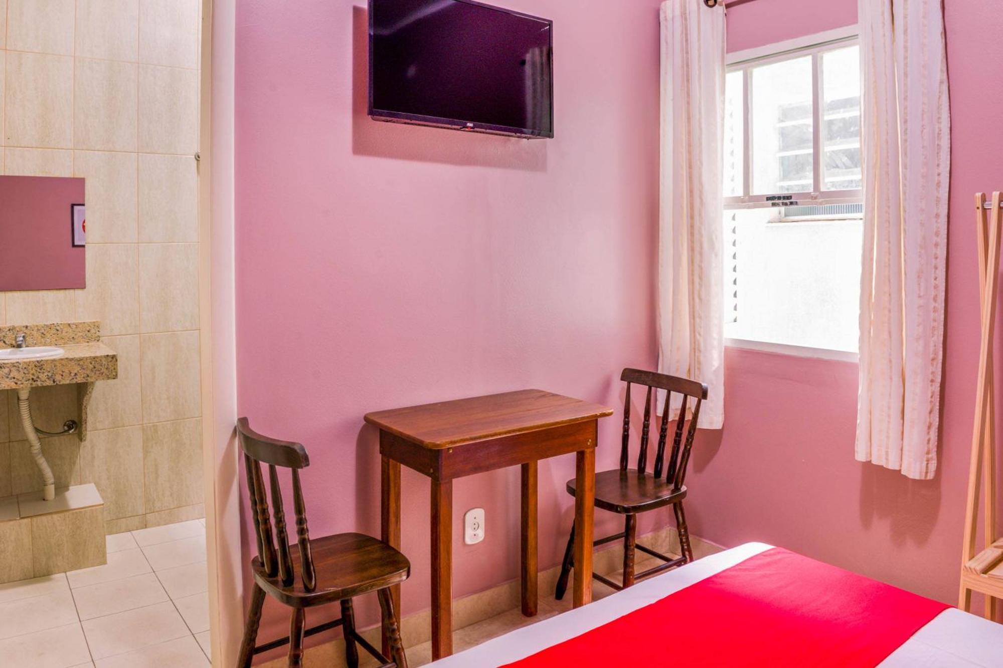 Hotel Oyo Lindoia, 5*